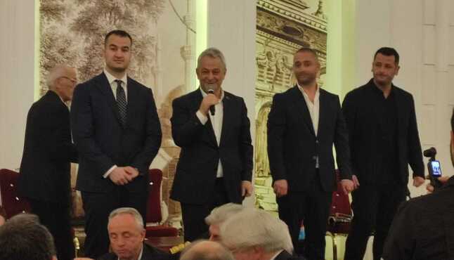 HÜSEYİN GÜLER DOSTLARINI RAMAZAN SOFRASINDA BULUŞTURDU